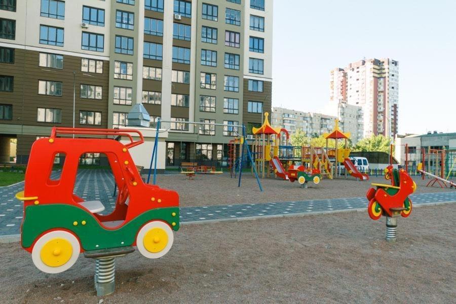 Видовая На 25 Этаже Kiev Esterno foto